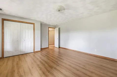6109 Willow Brook Dubuque IA 52002
