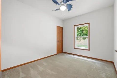 226 N Bluff Street Guttenberg IA 52052