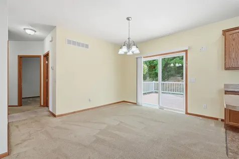 226 N Bluff Street Guttenberg IA 52052
