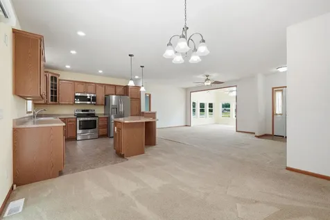 226 N Bluff Street Guttenberg IA 52052
