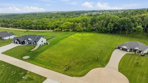LOT#12 Timber Dubuque IA 52001