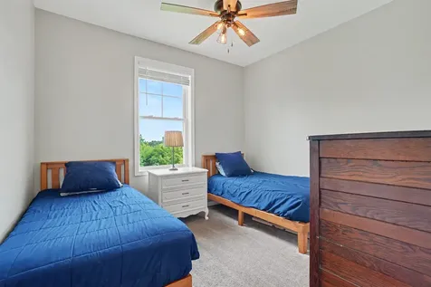 14047 Pebble Beach Dubuque IA 52002