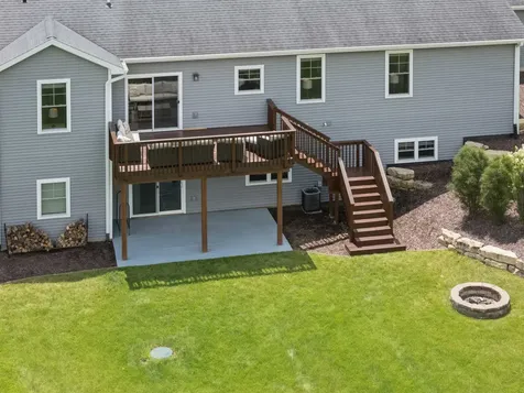 14047 Pebble Beach Dubuque IA 52002
