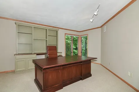 16644 Forest Gate Dubuque IA 52001