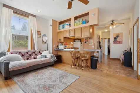 618 S River Park Guttenberg IA 52052