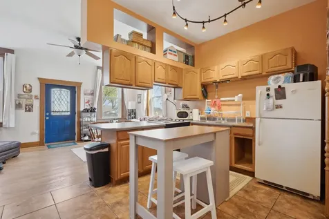 618 S River Park Guttenberg IA 52052