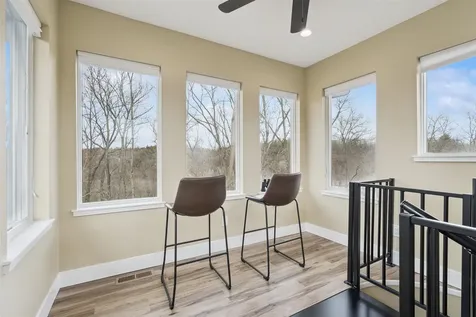 1735 Creek Wood Dubuque IA 52003