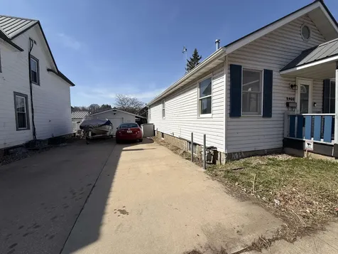 2905 Pinard Dubuque IA 52001-9999