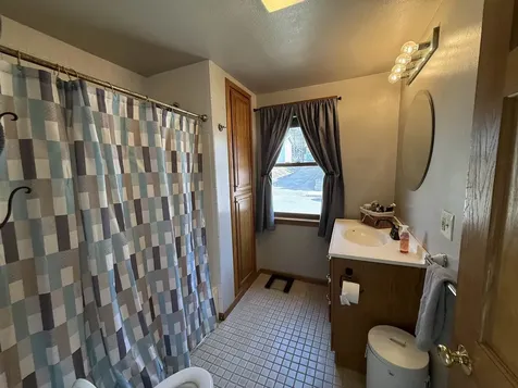 2905 Pinard Dubuque IA 52001-9999