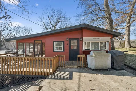 22250 260 Delhi IA 52223-0000