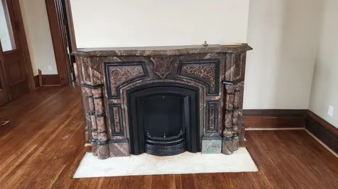 890 W 3rd Dubuque IA 52001