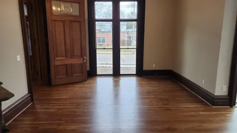 890 W 3rd Dubuque IA 52001