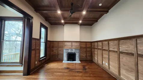 890 W 3rd Dubuque IA 52001
