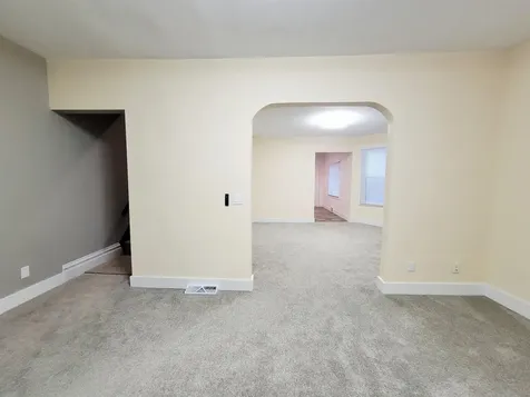 2412 White Dubuque IA 52001