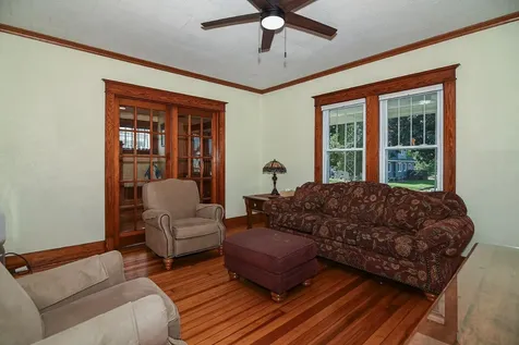 616 5th Avenue SE Dyersville IA 52040