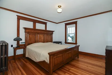 616 5th Avenue SE Dyersville IA 52040