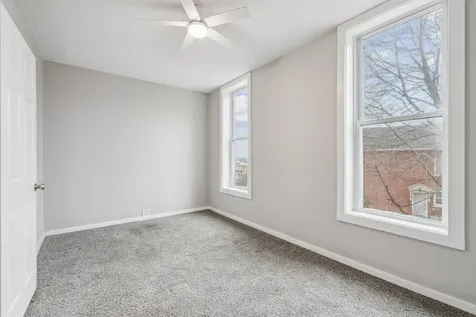 1505 Montrose Dubuque IA 52001