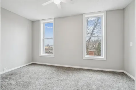 1505 Montrose Dubuque IA 52001