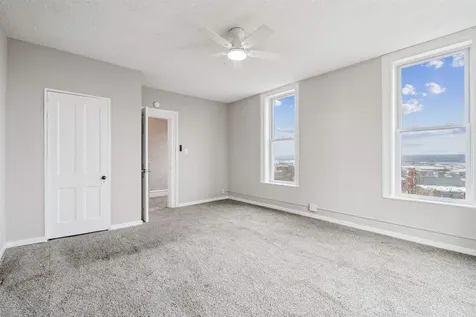 1505 Montrose Dubuque IA 52001