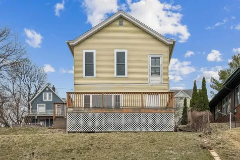 1505 Montrose Dubuque IA 52001