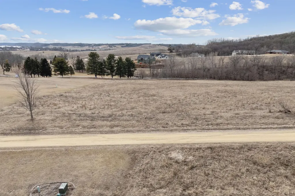 39129 326th Bellevue IA 52031