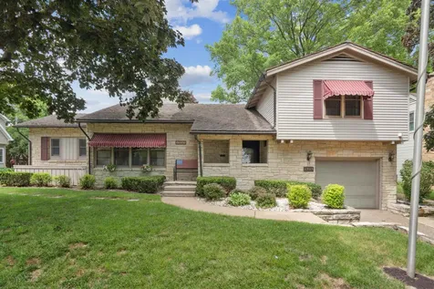 1727 Overview Dubuque IA 52003