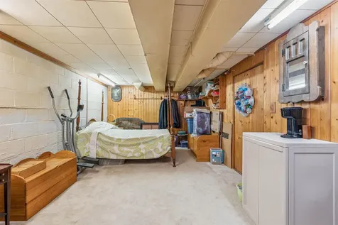 607 SW 5th Cascade IA 52033