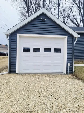 1103 Mulberry Bellevue IA 52031