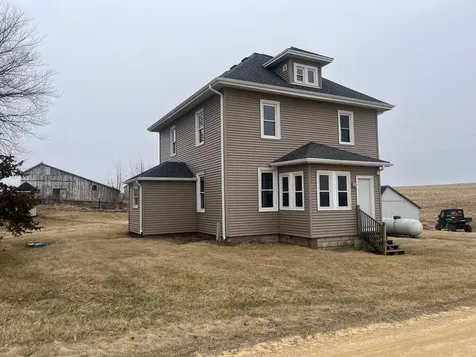 24779 283rd Bellevue IA 52031