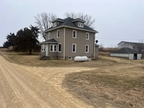 24779 283rd Bellevue IA 52031