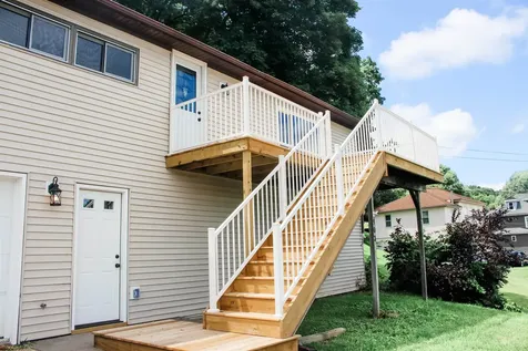 903 Stone Bellevue IA 52031