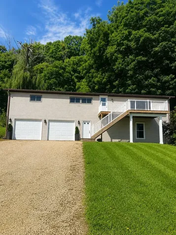 903 Stone Bellevue IA 52031