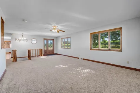 1693 265th Earlville IA 52041