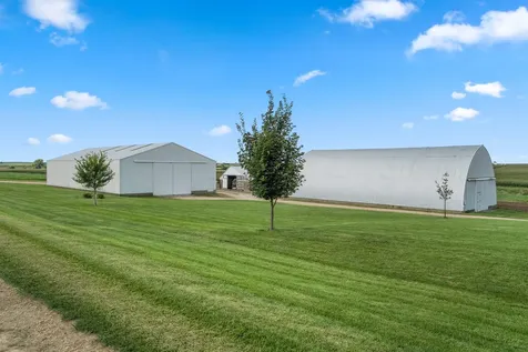 1693 265th Earlville IA 52041