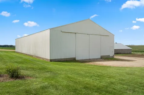 1693 265th Earlville IA 52041