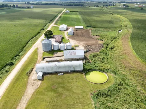 1693 265th Earlville IA 52041