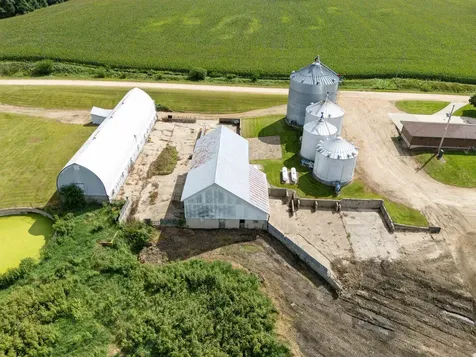 1693 265th Earlville IA 52041