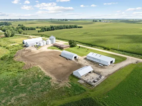 1693 265th Earlville IA 52041