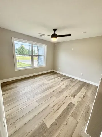 605 3rd Delhi IA 52223