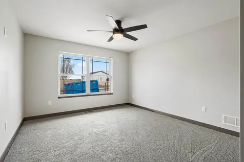 607 Charles Delhi IA 52223