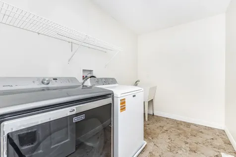 2266 Antler Ridge Dubuque IA 52002-0000