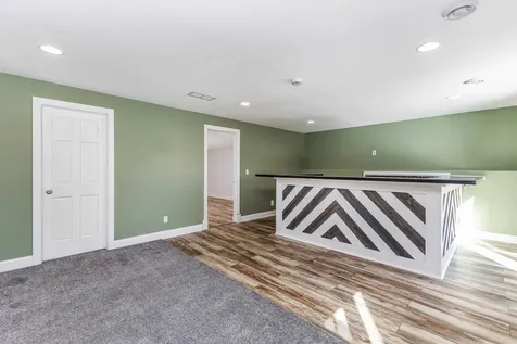 2266 Antler Ridge Dubuque IA 52002-0000