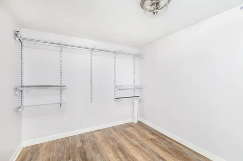 2266 Antler Ridge Dubuque IA 52002-0000
