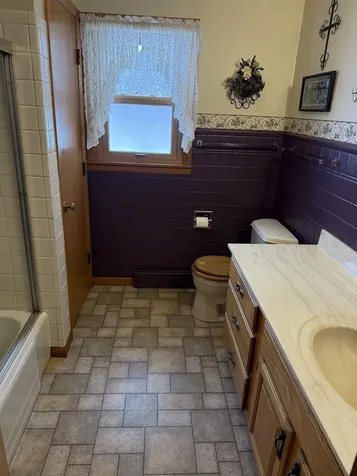 401 Anderson Manchester IA 52057