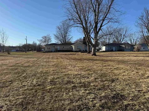 401 Anderson Manchester IA 52057