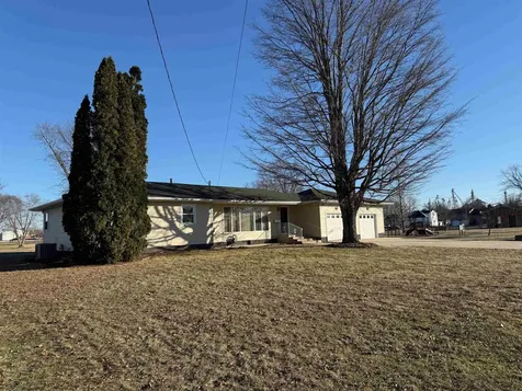 401 Anderson Manchester IA 52057