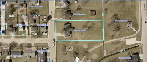 401 Anderson Manchester IA 52057