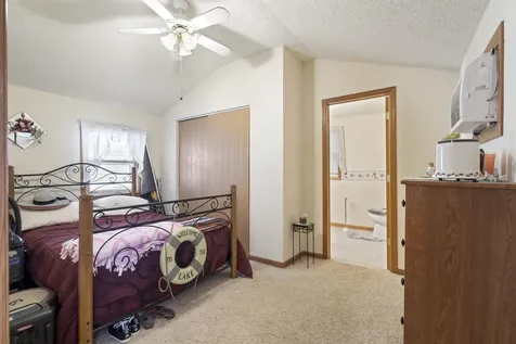21710 259th Delhi IA 52223-0000