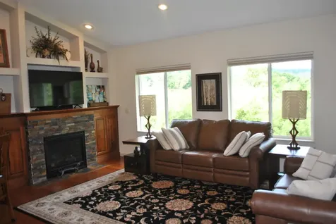 405 Timberlane Guttenberg IA 52052