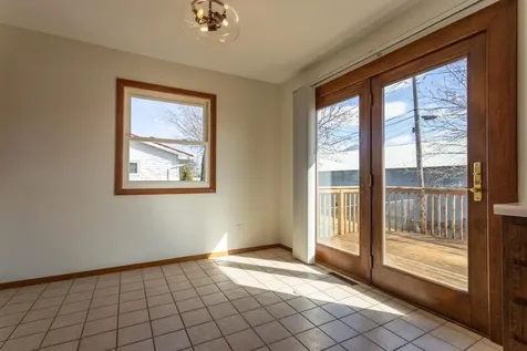 1019 SE 8th Dyersville IA 52040